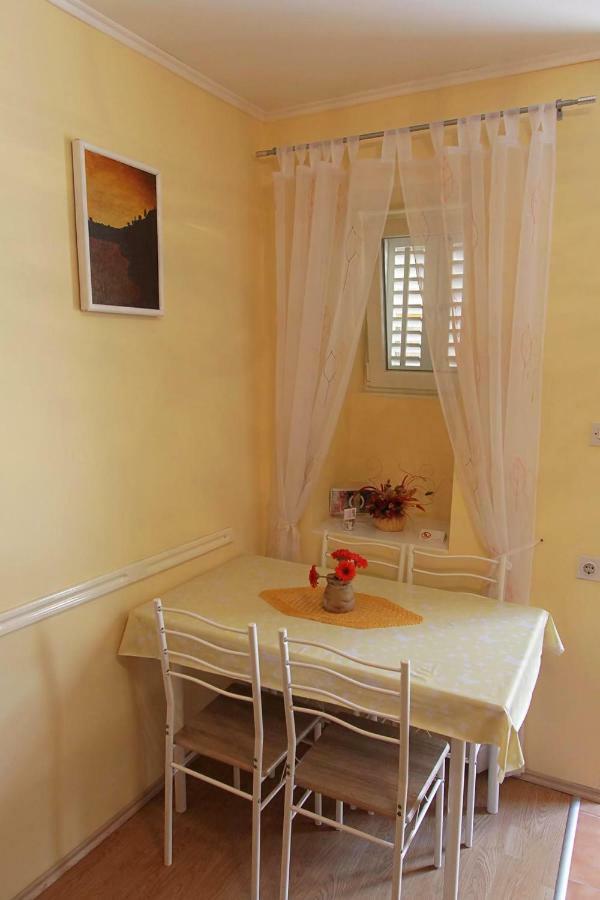 Apartment Tancabel Lovran Bagian luar foto